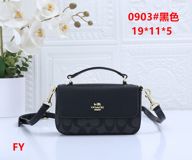 C0ACH Handbags 072